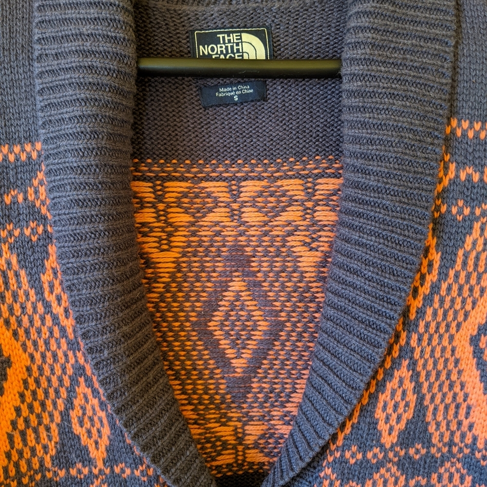 Sweater - Picture 6 of 7